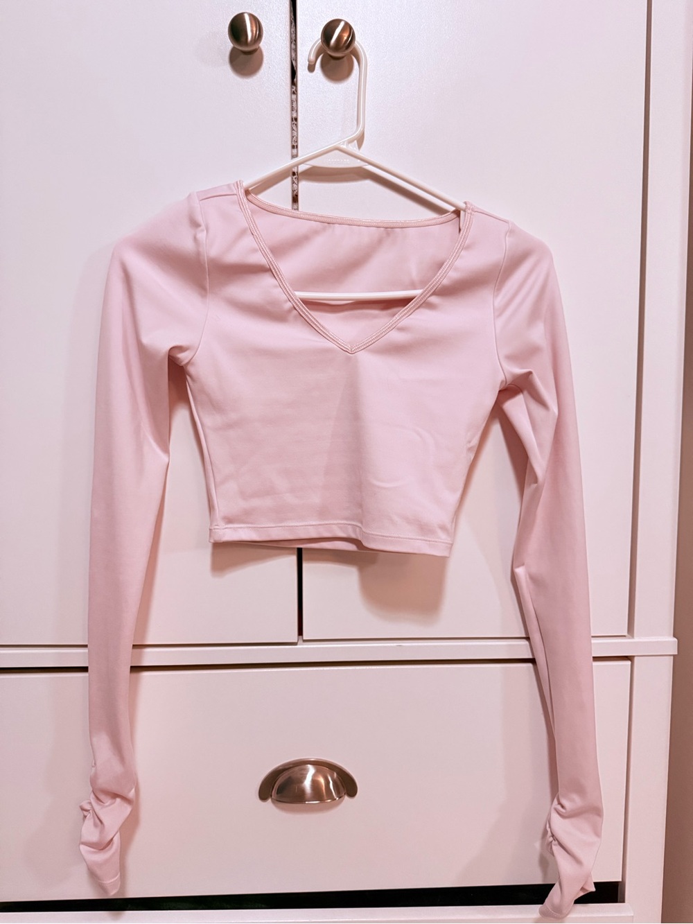 Fila Pale Pink Long Sleeve V-Neck Crop Top - Picture 4 of 4